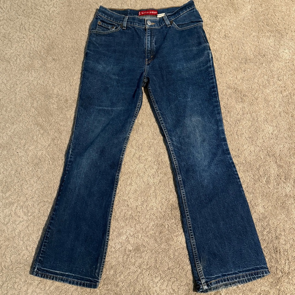 Vintage Levi’s Women’s 517 Stretch Bootcut Jeans Dark Wash / Short Length - Picture 2 of 10